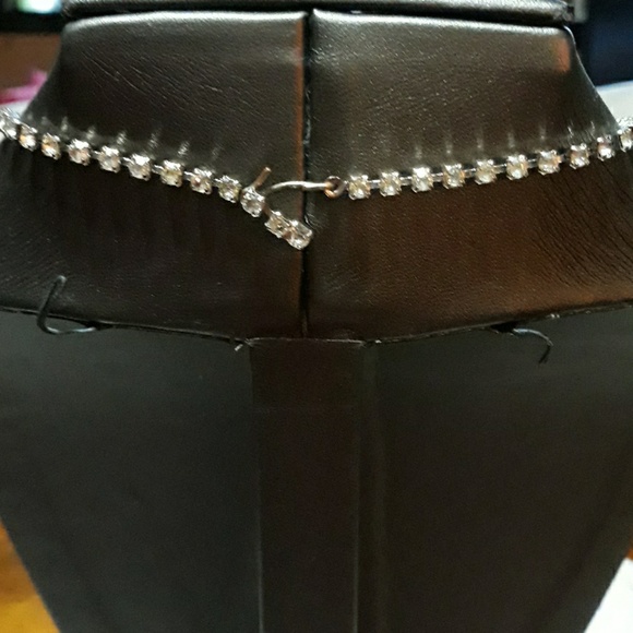 VINTAGE Rhinestone Necklace - Picture 2 of 8